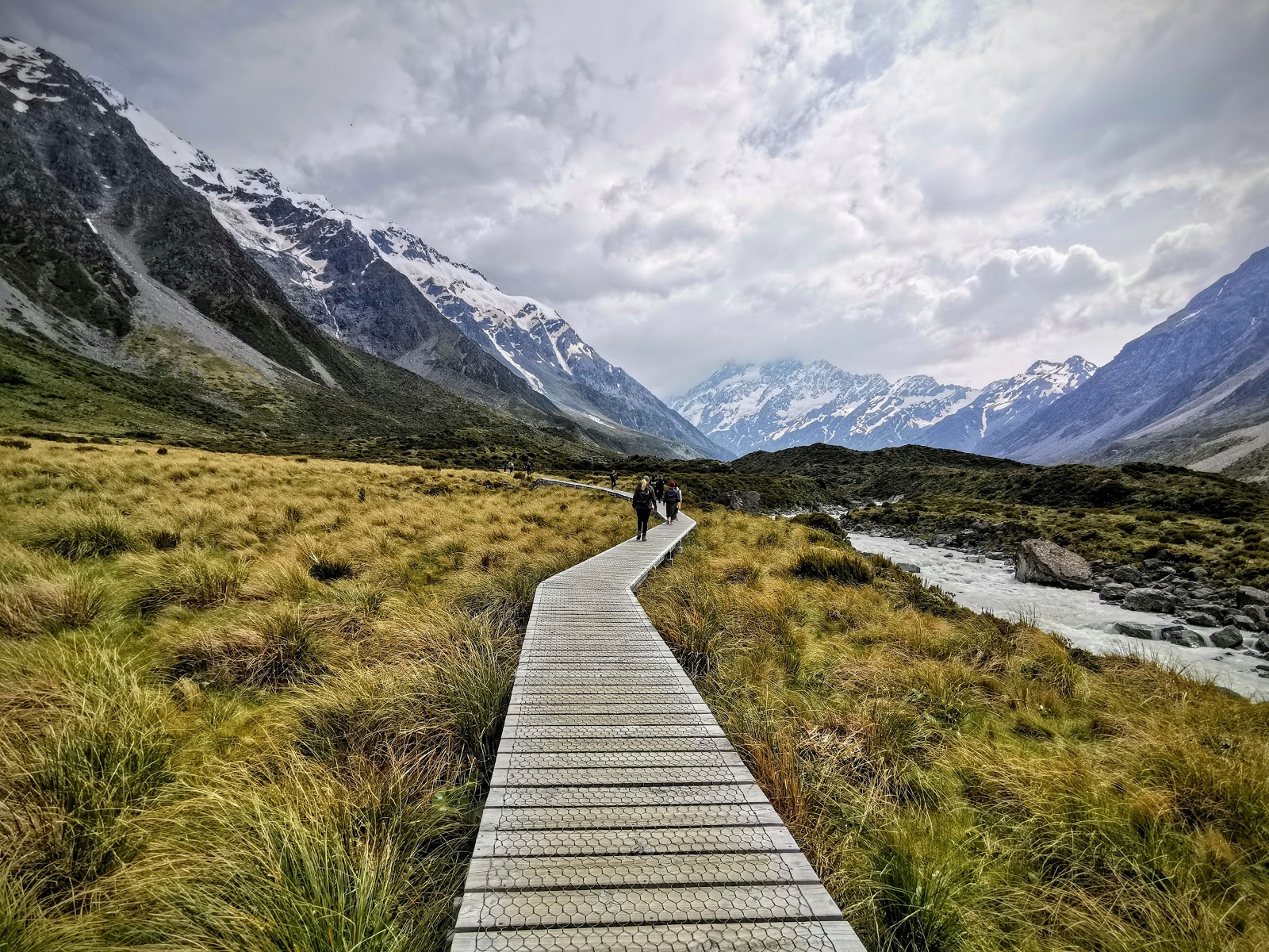 Aoraki-Mount-Cook-National-Park-Te-Wahipounamu city