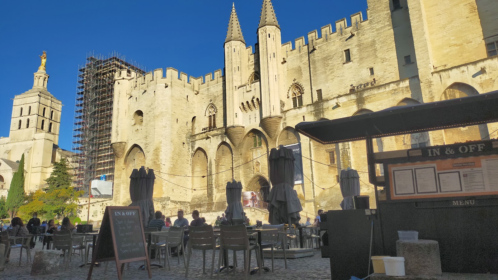 Avignon city