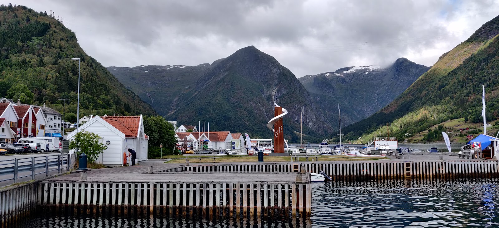 Balestrand city