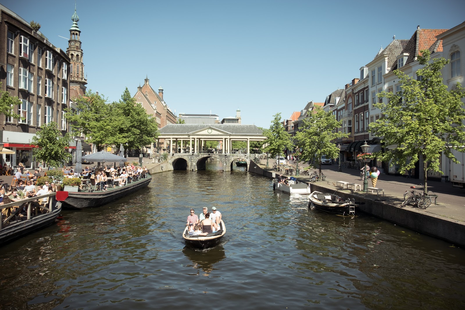 Leiden city