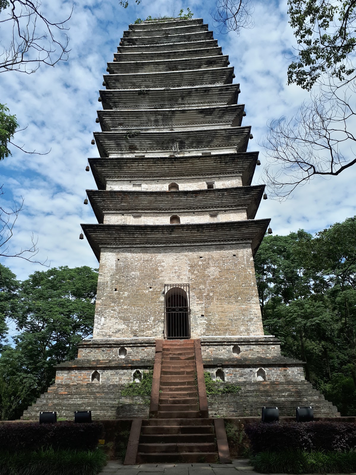 Leshan city