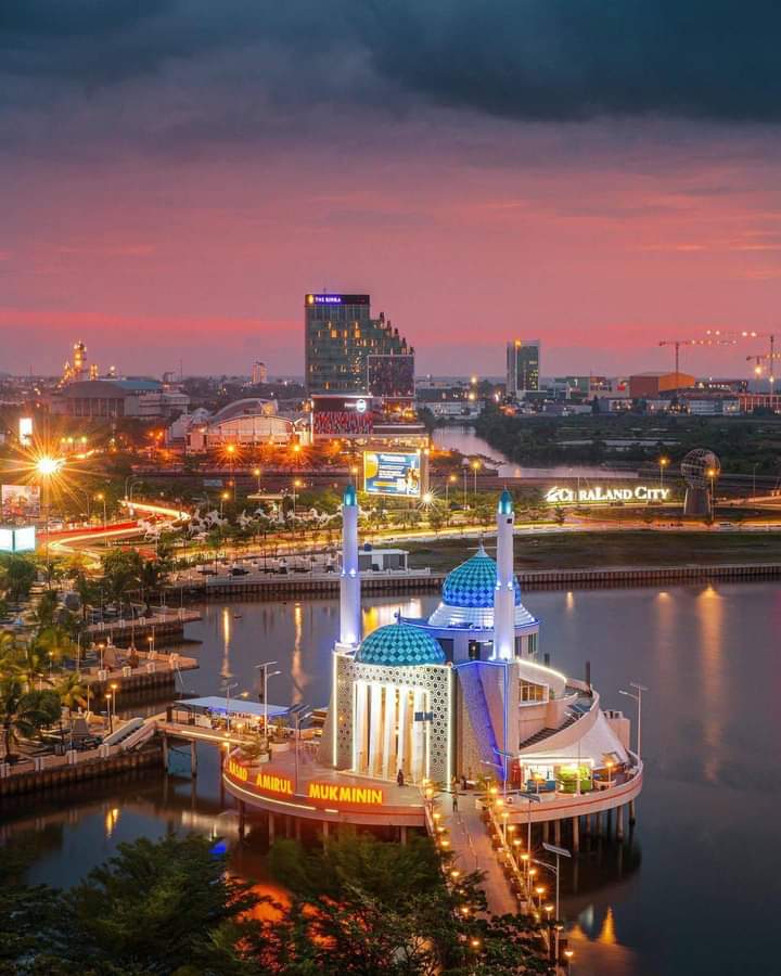 Makassar city