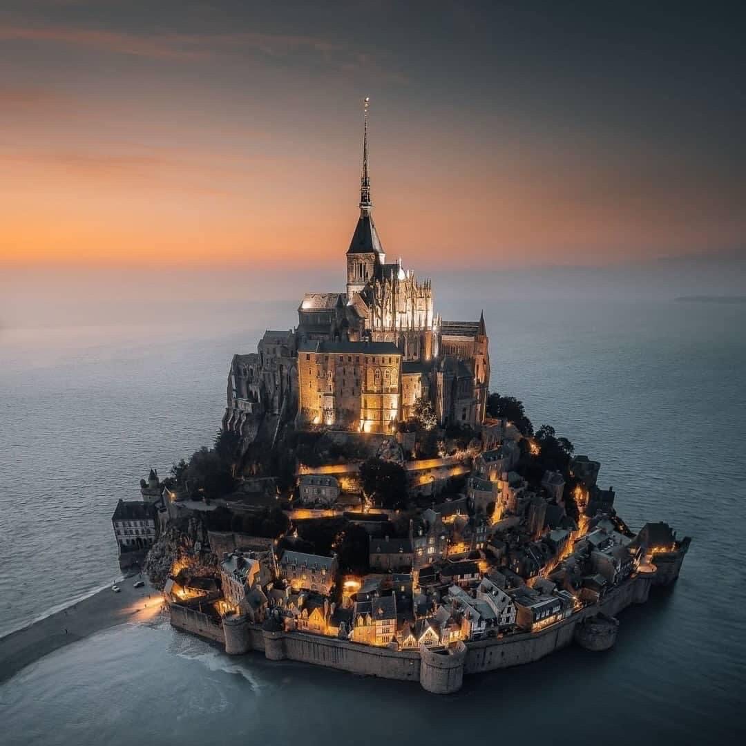 Mont-St-Michel city